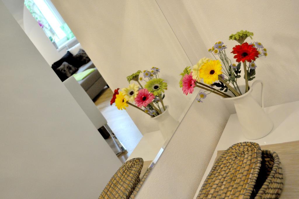 Ferienwohnung Im Univiertel Mit Garten Graz Ngoại thất bức ảnh