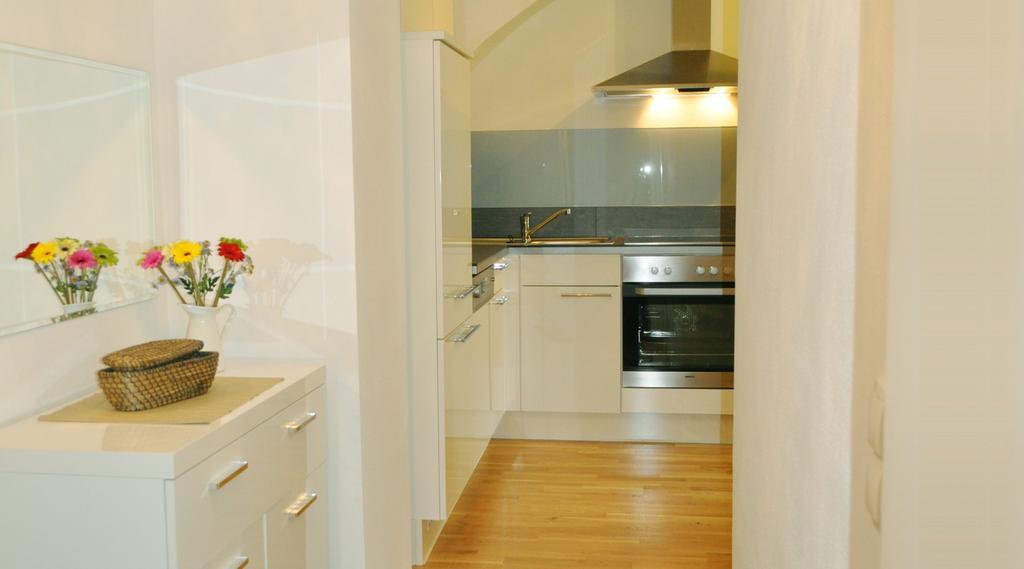 Ferienwohnung Im Univiertel Mit Garten Graz Ngoại thất bức ảnh